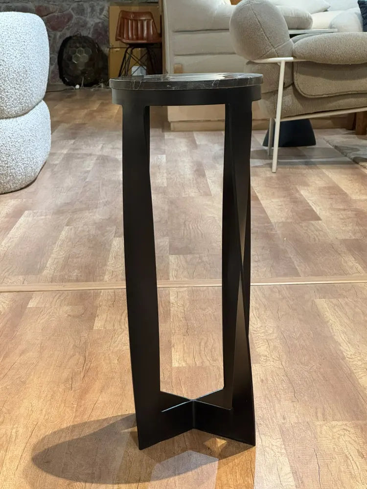Lana Marble Side Table with Metal real view 1